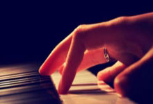 免費(fèi)股票買賣點(diǎn)軟件:股票如何配杠桿-兩家上市銀行 同一天被第三次舉牌！